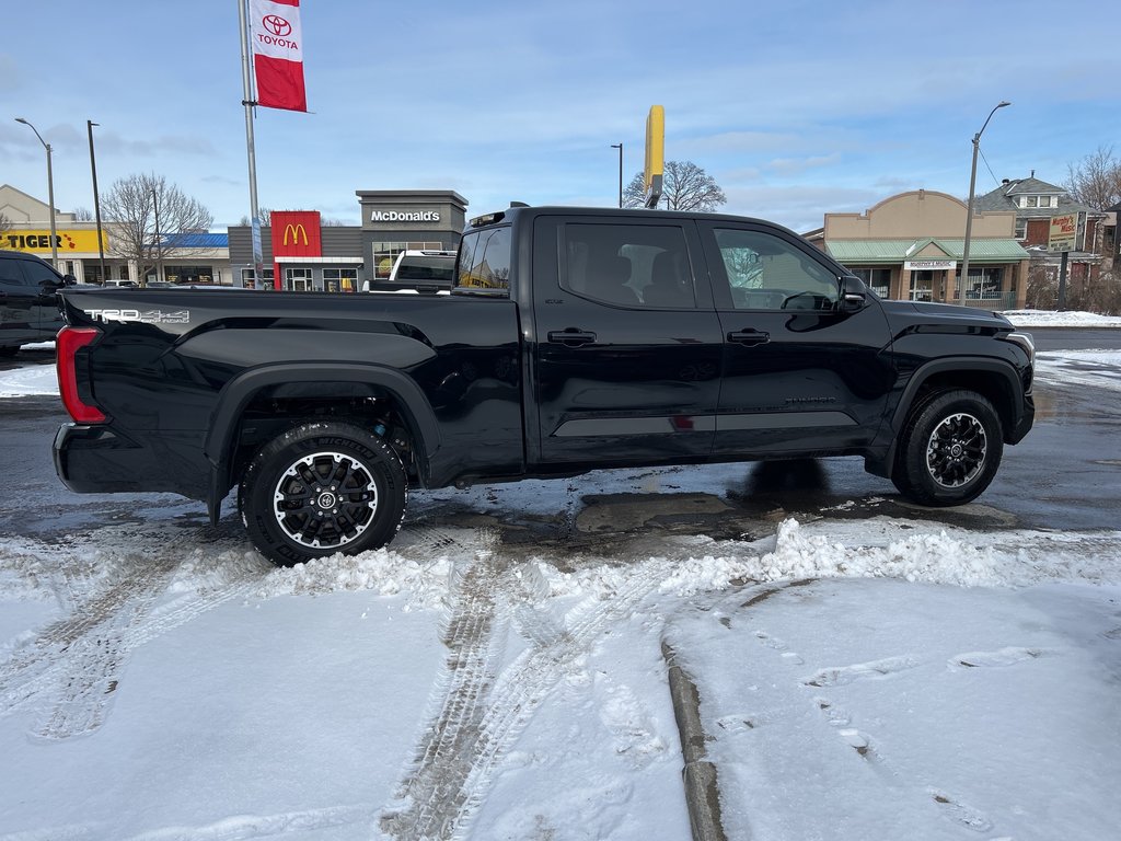 2023 Toyota Tundra CREWMAX SR5 L in Niagara Falls, Ontario - 6 - w1024h768px