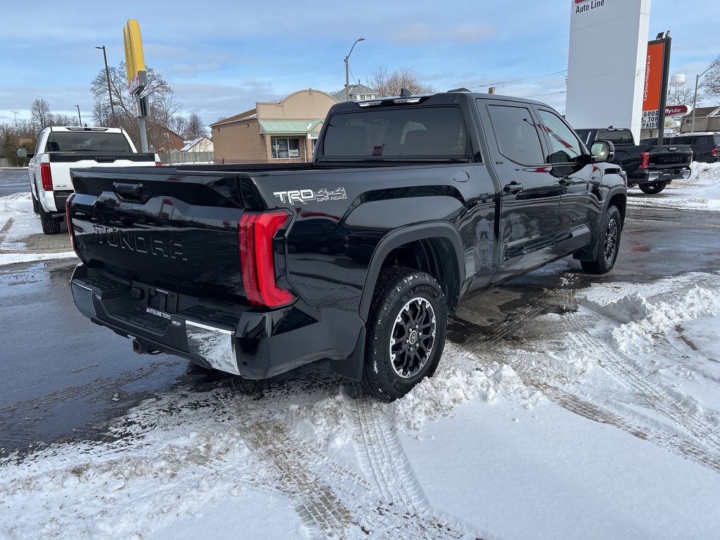 2023 Toyota Tundra CREWMAX SR5 L in Niagara Falls, Ontario - 5 - w1024h768px