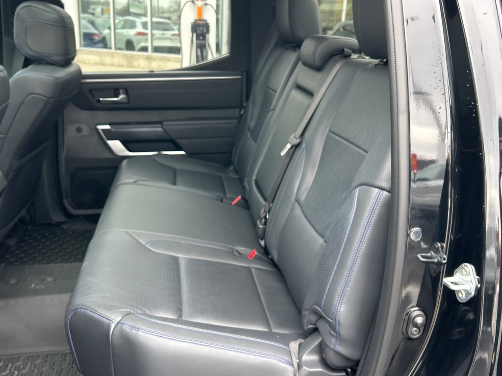 2023 Toyota Tundra Platinum in Niagara Falls, Ontario - 12 - w1024h768px