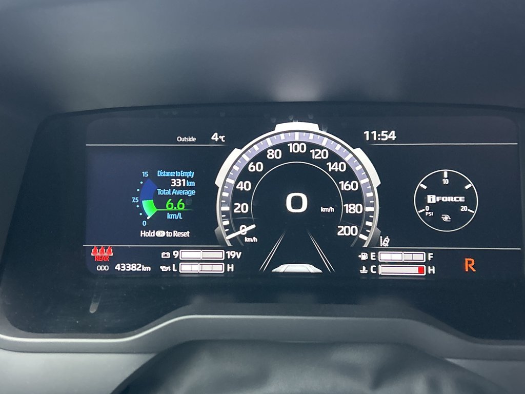 2023 Toyota Tundra Platinum in Niagara Falls, Ontario - 19 - w1024h768px