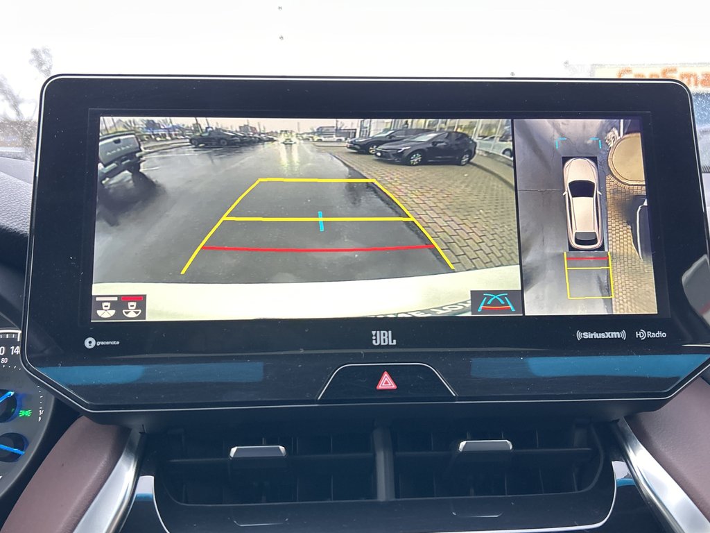 2021 Toyota Venza Limited in Niagara Falls, Ontario - 19 - w1024h768px