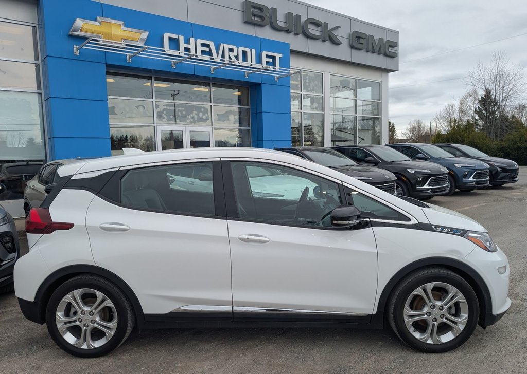 2020 Chevrolet Bolt EV LT in Chandler, Quebec - 2 - w1024h768px