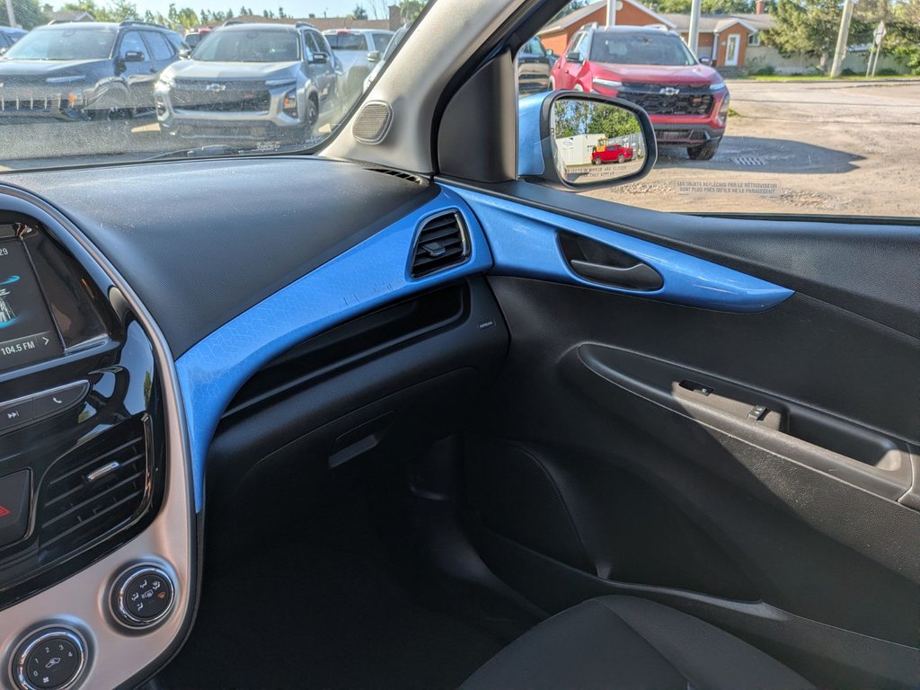 Chevrolet Spark LT 2018 à Chandler, Québec - 15 - w1024h768px