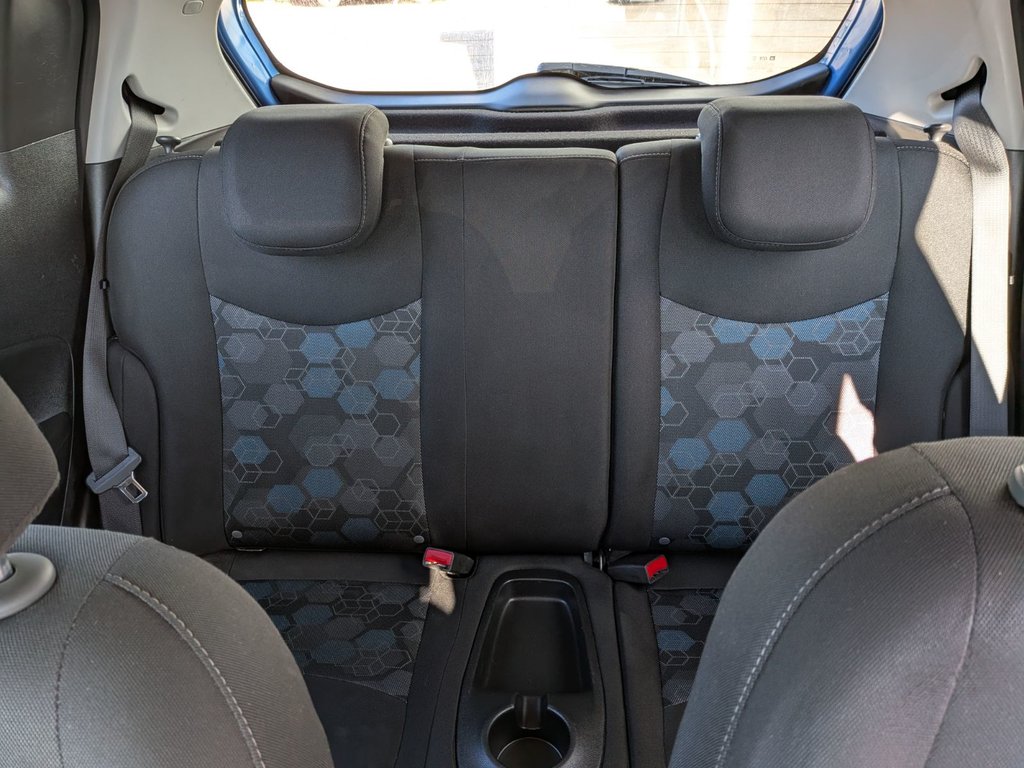 Chevrolet Spark LT 2018 à Chandler, Québec - 16 - w1024h768px