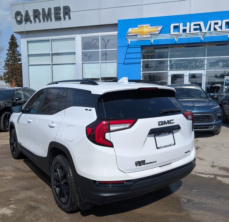 2022 GMC Terrain SLE in Chandler, Quebec - 2 - w1024h768px