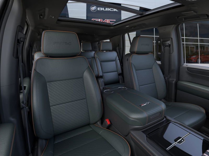2025 GMC Yukon AT4 in Chandler, Quebec - 6 - w1024h768px