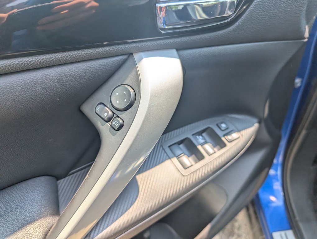 2022 Mitsubishi Eclipse Cross SLE in Chandler, Quebec - 10 - w1024h768px
