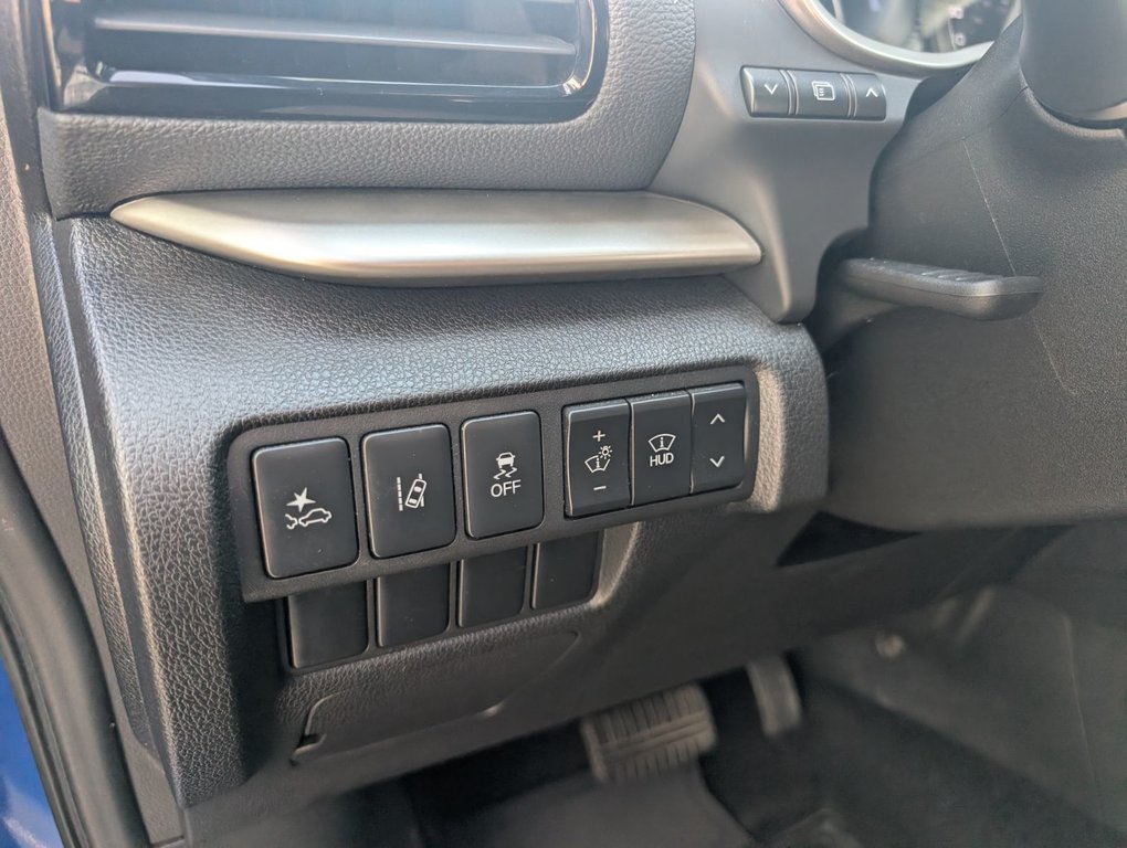 2022 Mitsubishi Eclipse Cross SLE in Chandler, Quebec - 11 - w1024h768px