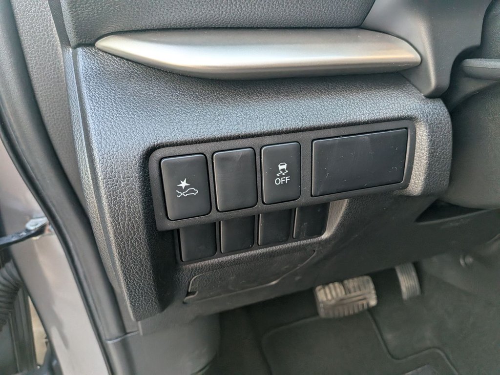 Mitsubishi Eclipse Cross ES 2023 à Chandler, Québec - 9 - w1024h768px