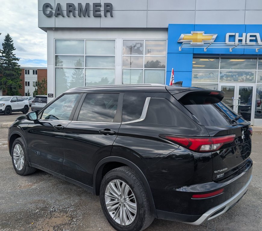 2022 Mitsubishi Outlander SE in Chandler, Quebec - 3 - w1024h768px