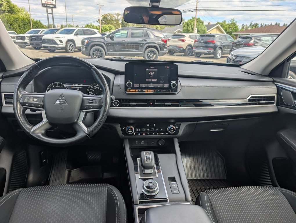 2022 Mitsubishi Outlander SE in Chandler, Quebec - 7 - w1024h768px