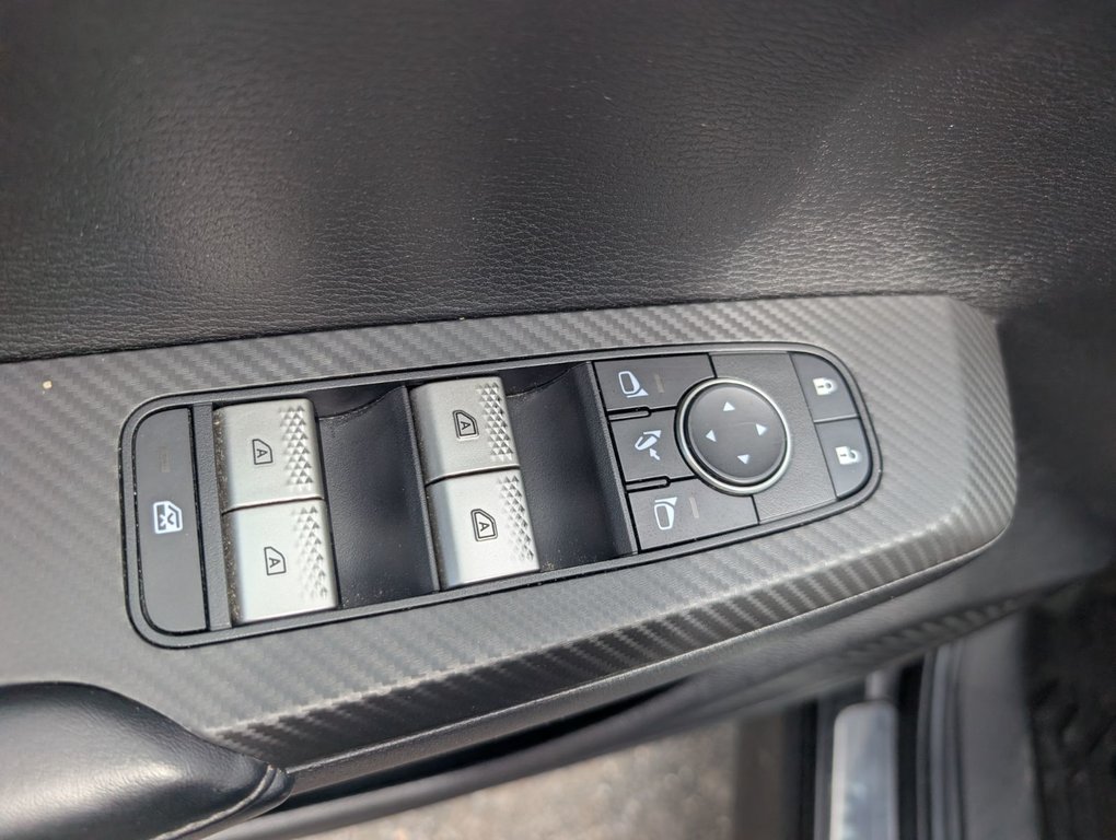 2022 Mitsubishi Outlander SE in Chandler, Quebec - 6 - w1024h768px