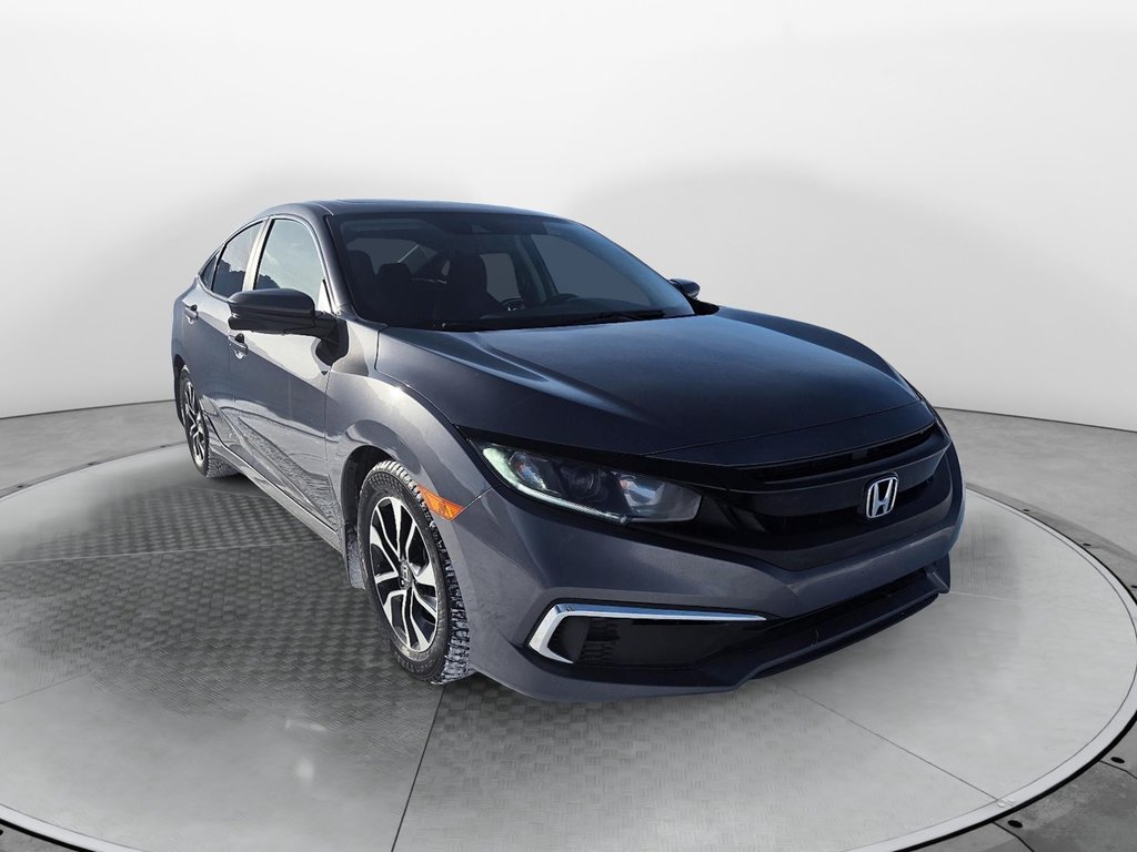 Honda Civic Sedan  2019 à Jonquière, Québec - 2 - w1024h768px