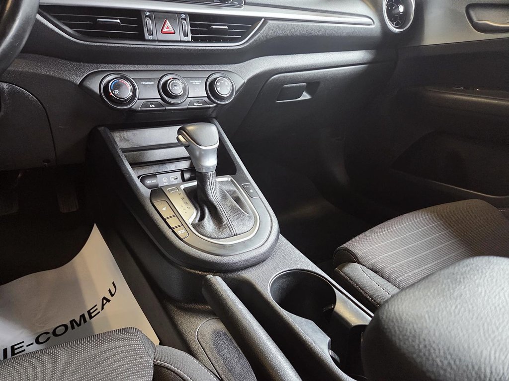 2021 Kia Forte in Sept-Îles, Quebec - 15 - w1024h768px