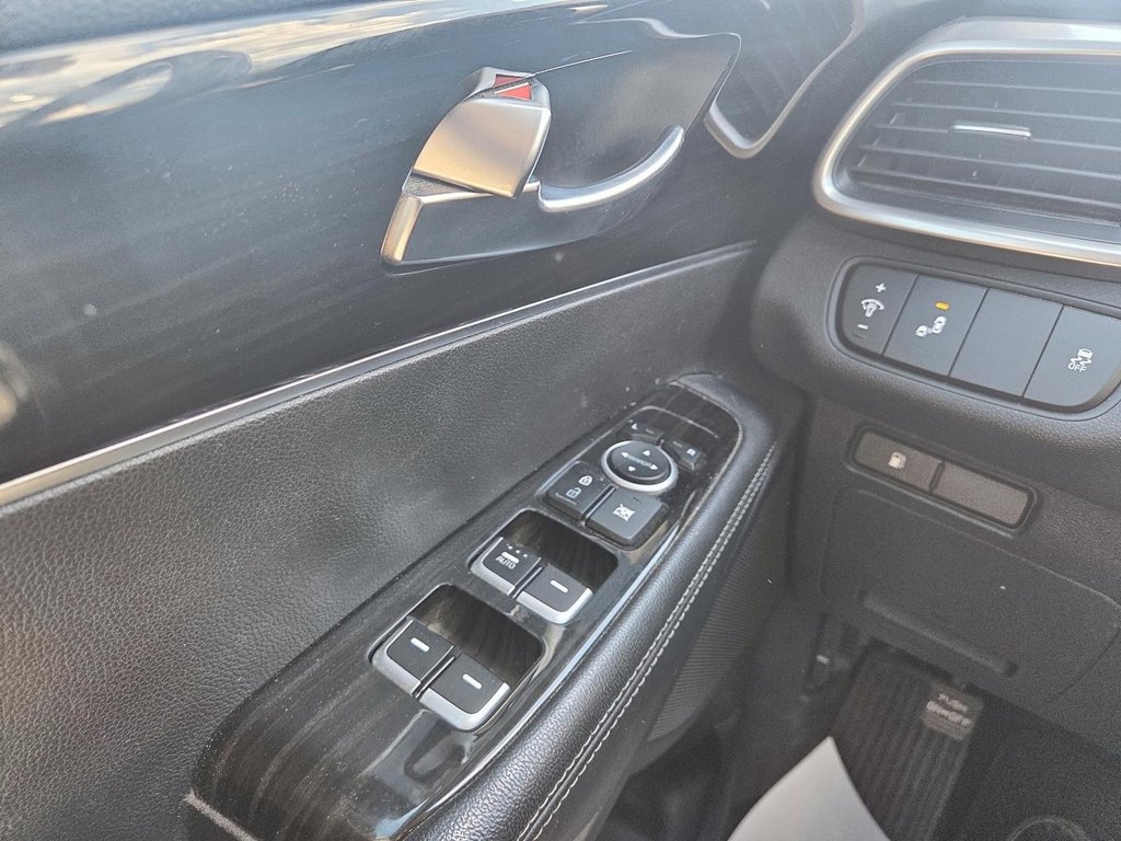 2020 Kia Sorento in Sept-Îles, Quebec - 12 - w1024h768px