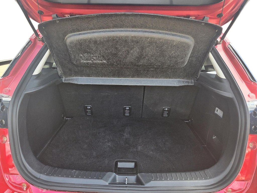 2018 Mazda CX-3 GT in Chicoutimi, Quebec - 8 - w1024h768px