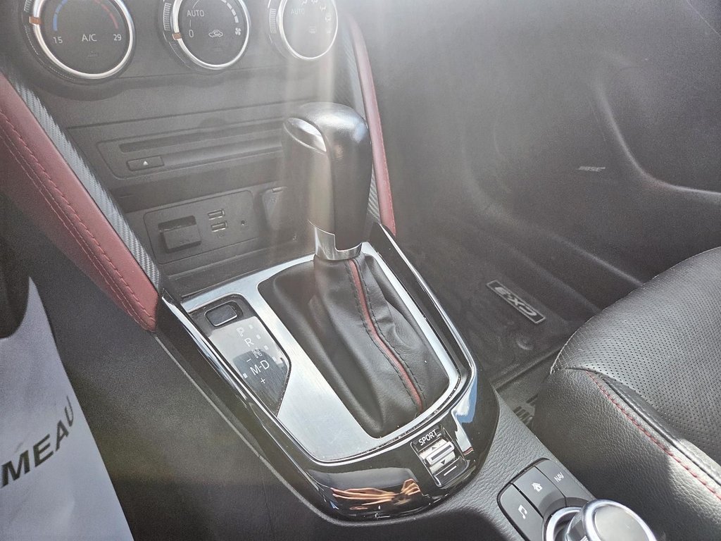 2018 Mazda CX-3 GT in Chicoutimi, Quebec - 15 - w1024h768px