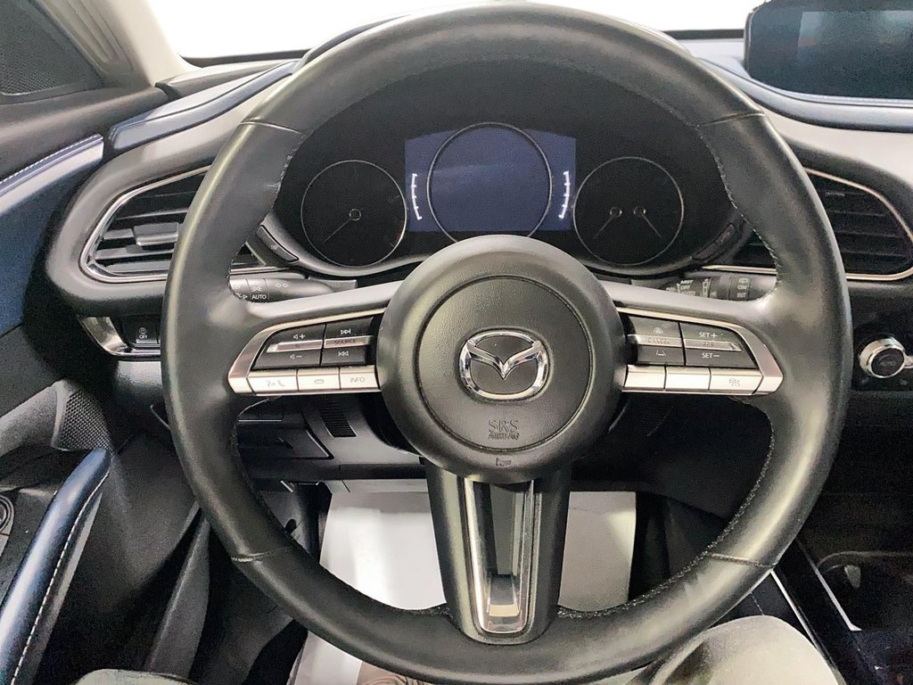 2021 Mazda CX-30 in Sept-Îles, Quebec - 11 - w1024h768px