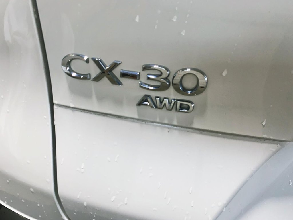 2021 Mazda CX-30 in Sept-Îles, Quebec - 15 - w1024h768px