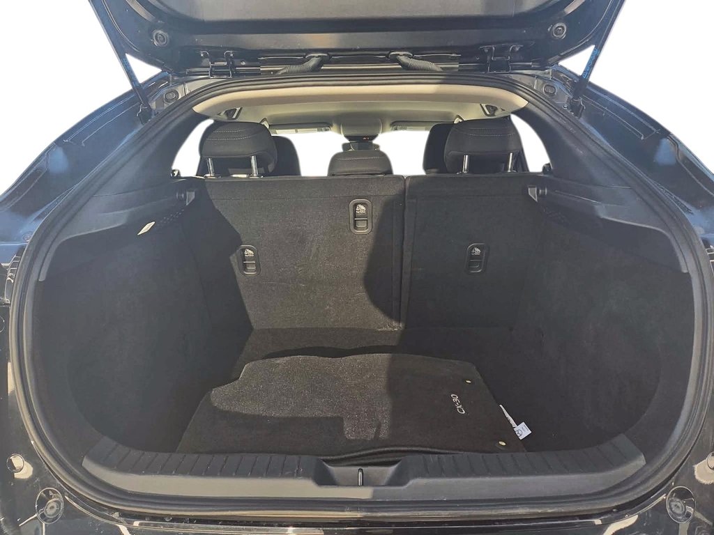 2023 Mazda CX-30 GS in Chicoutimi, Quebec - 8 - w1024h768px