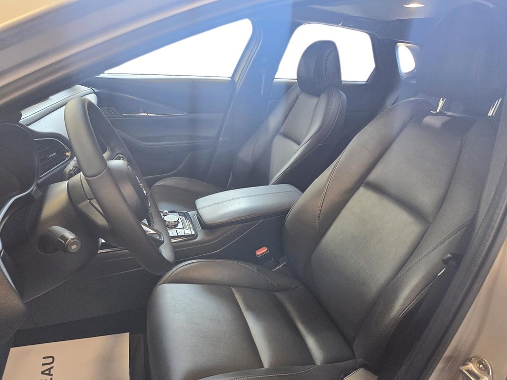 Mazda CX-30  2023 à Sept-Îles, Québec - 10 - w1024h768px