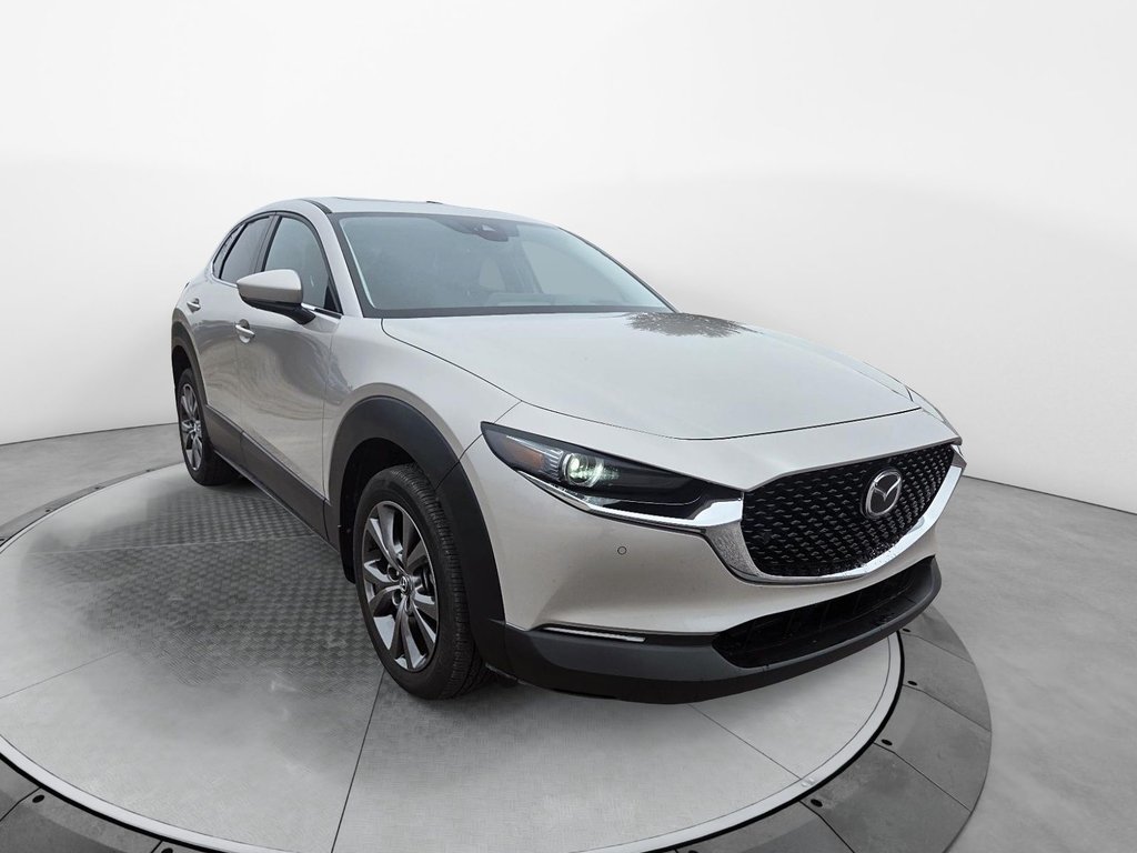 2023 Mazda CX-30 in Baie-Comeau, Quebec - 2 - w1024h768px