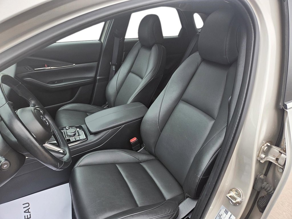 Mazda CX-30  2023 à Baie-Comeau, Québec - 10 - w1024h768px