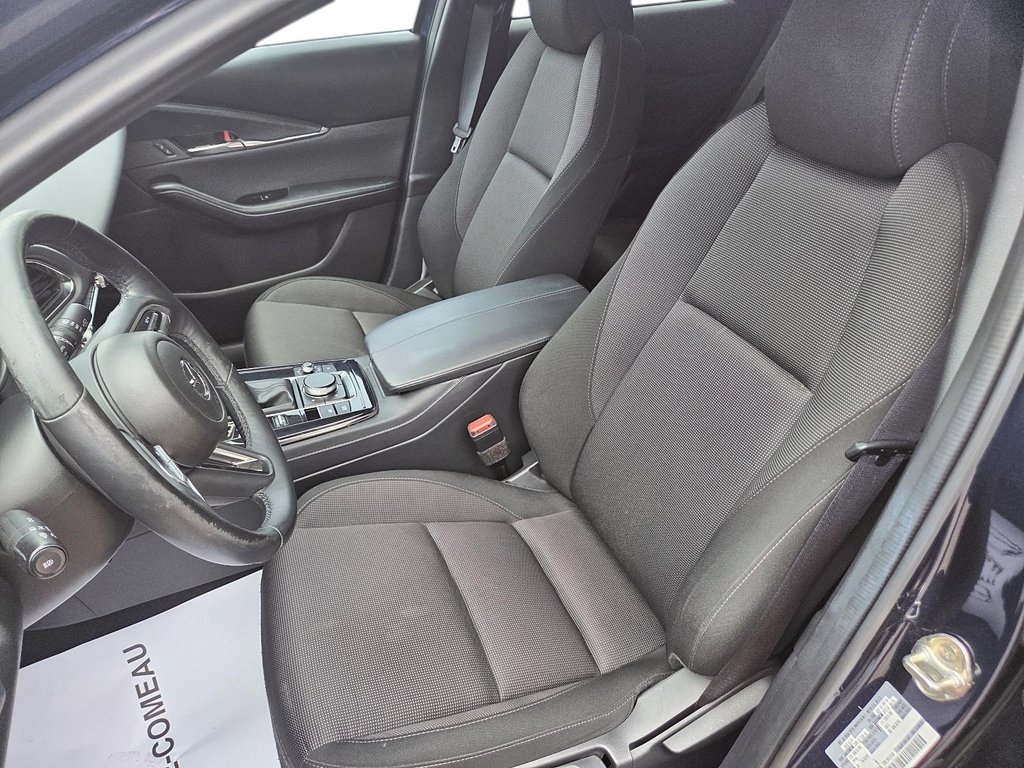 2023 Mazda CX-30 GS in Chicoutimi, Quebec - 10 - w1024h768px