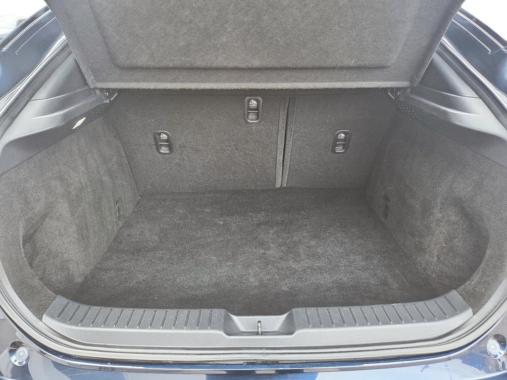2023 Mazda CX-30 GS in Chicoutimi, Quebec - 8 - w1024h768px