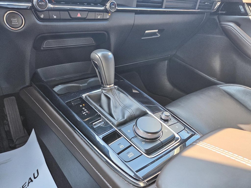 2024 Mazda CX-30 in Baie-Comeau, Quebec - 15 - w1024h768px