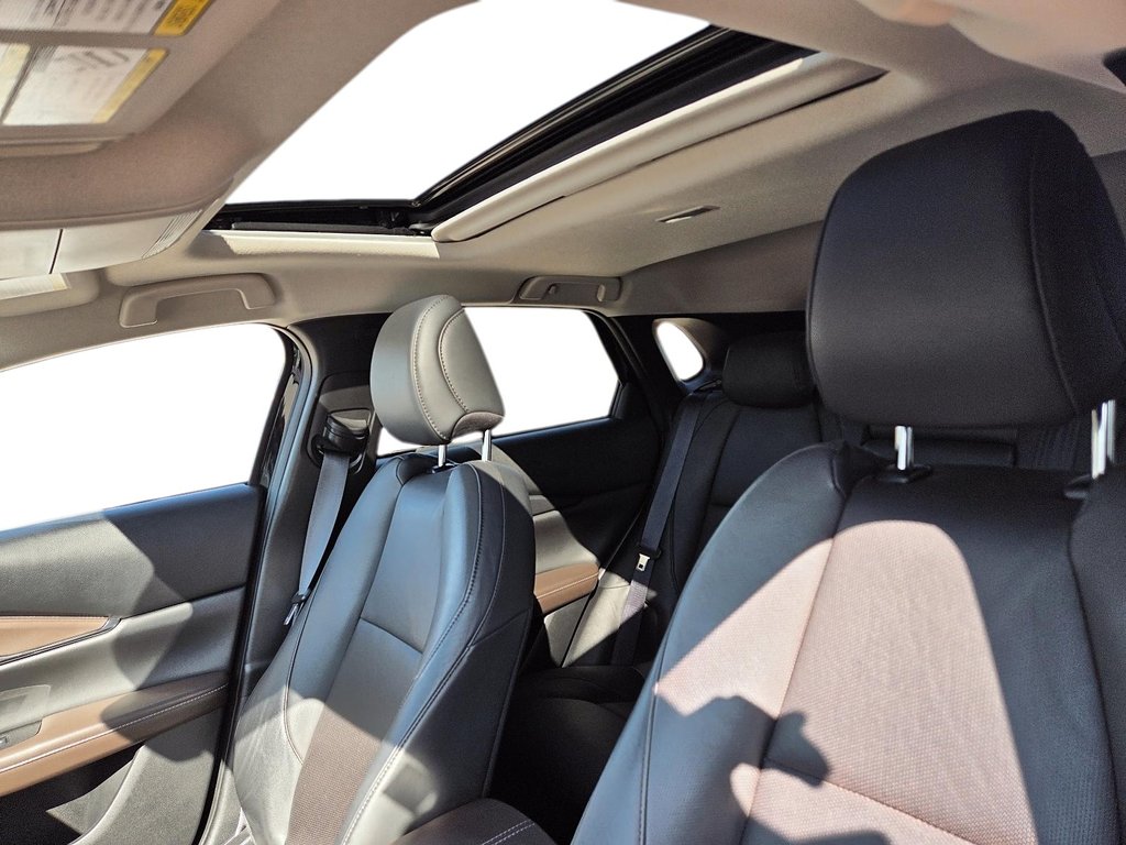 2024 Mazda CX-30 in Baie-Comeau, Quebec - 16 - w1024h768px