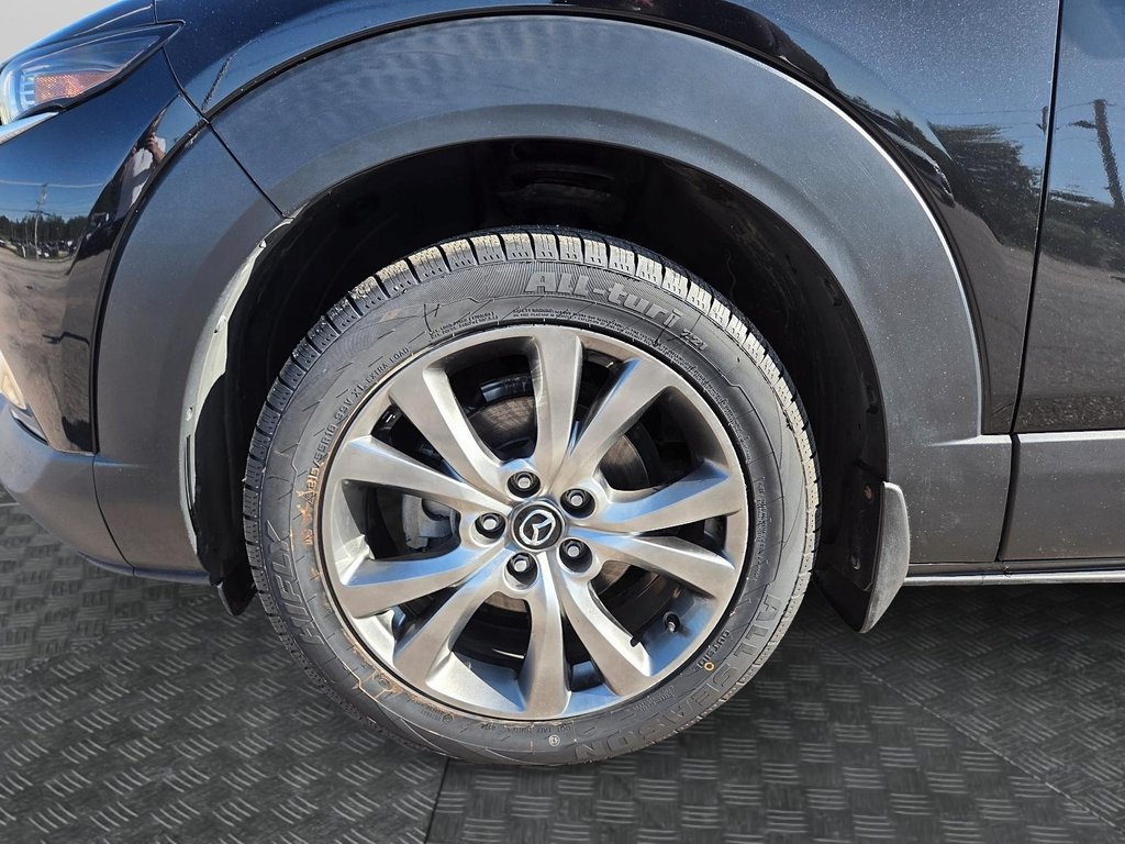 2024 Mazda CX-30 in Baie-Comeau, Quebec - 9 - w1024h768px
