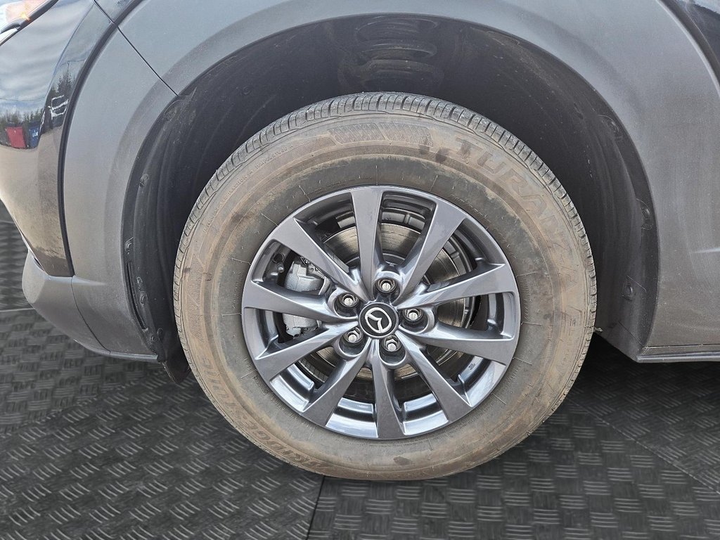 2025 Mazda CX-30 in Sept-Îles, Quebec - 9 - w1024h768px