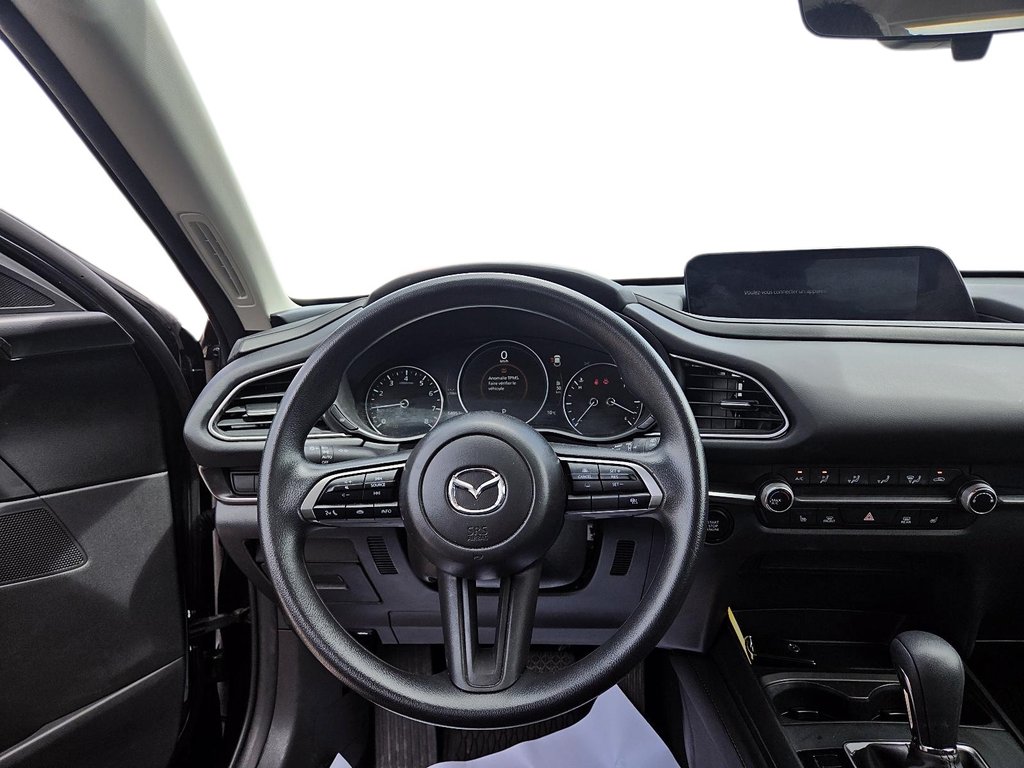 2025 Mazda CX-30 in Sept-Îles, Quebec - 12 - w1024h768px