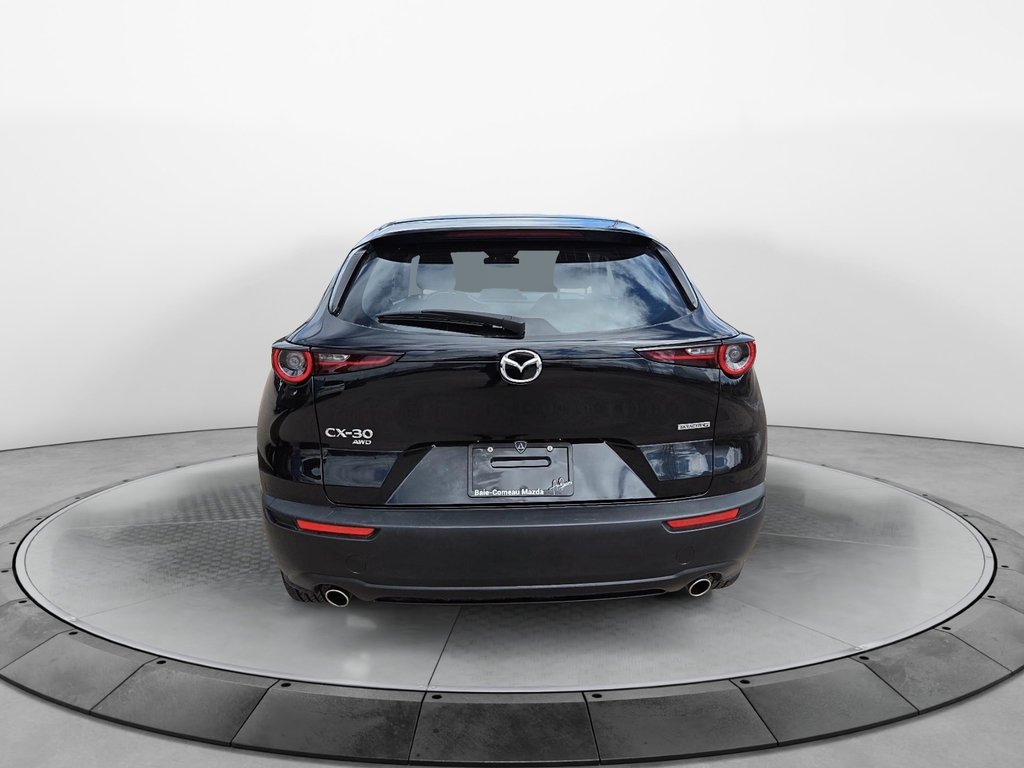 2025 Mazda CX-30 in Sept-Îles, Quebec - 4 - w1024h768px
