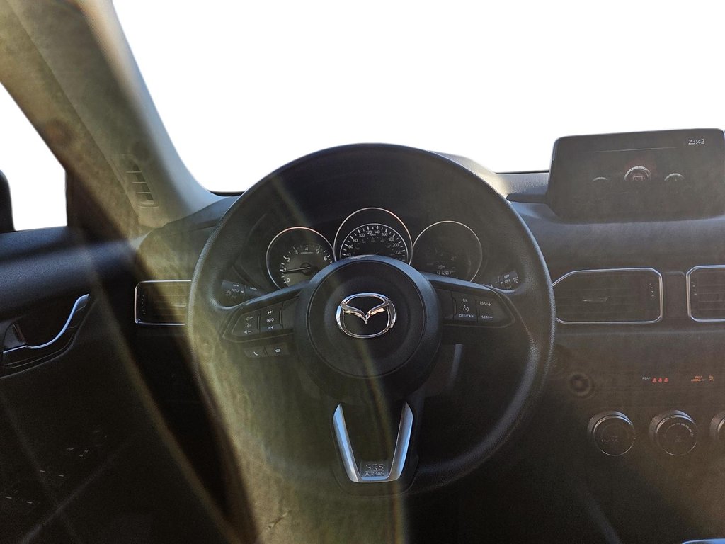 2021 Mazda CX-5 in Sept-Îles, Quebec - 14 - w1024h768px