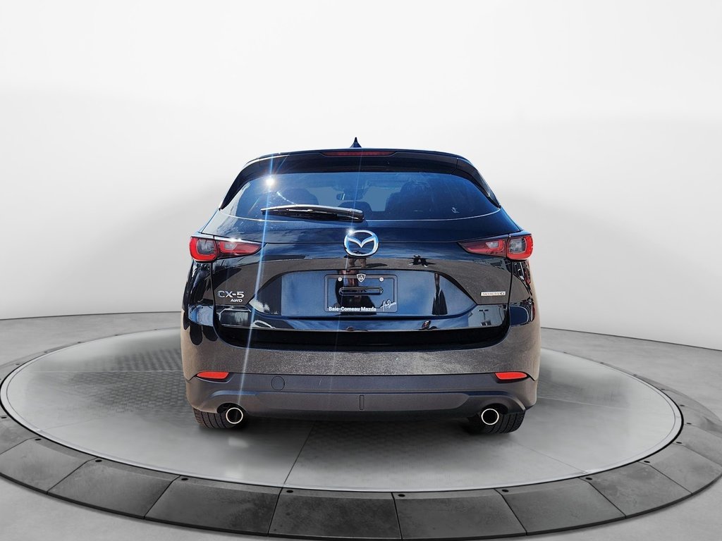 2023 Mazda CX-5 Kuro in Chicoutimi, Quebec - 4 - w1024h768px