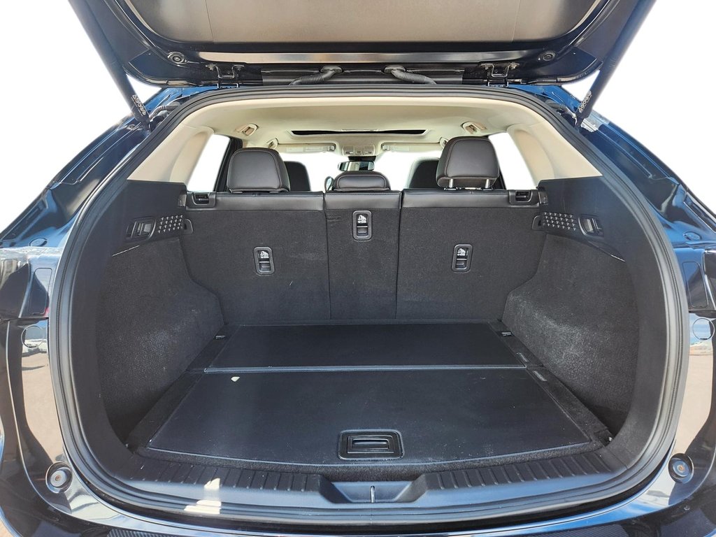 2023 Mazda CX-5 Kuro in Chicoutimi, Quebec - 8 - w1024h768px