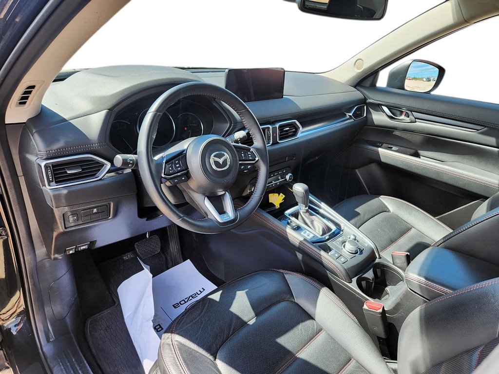 2023 Mazda CX-5 Kuro in Chicoutimi, Quebec - 14 - w1024h768px