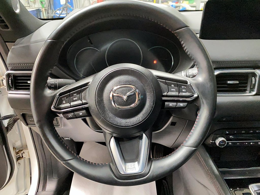 Mazda CX-5  2023 à Jonquière, Québec - 15 - w1024h768px
