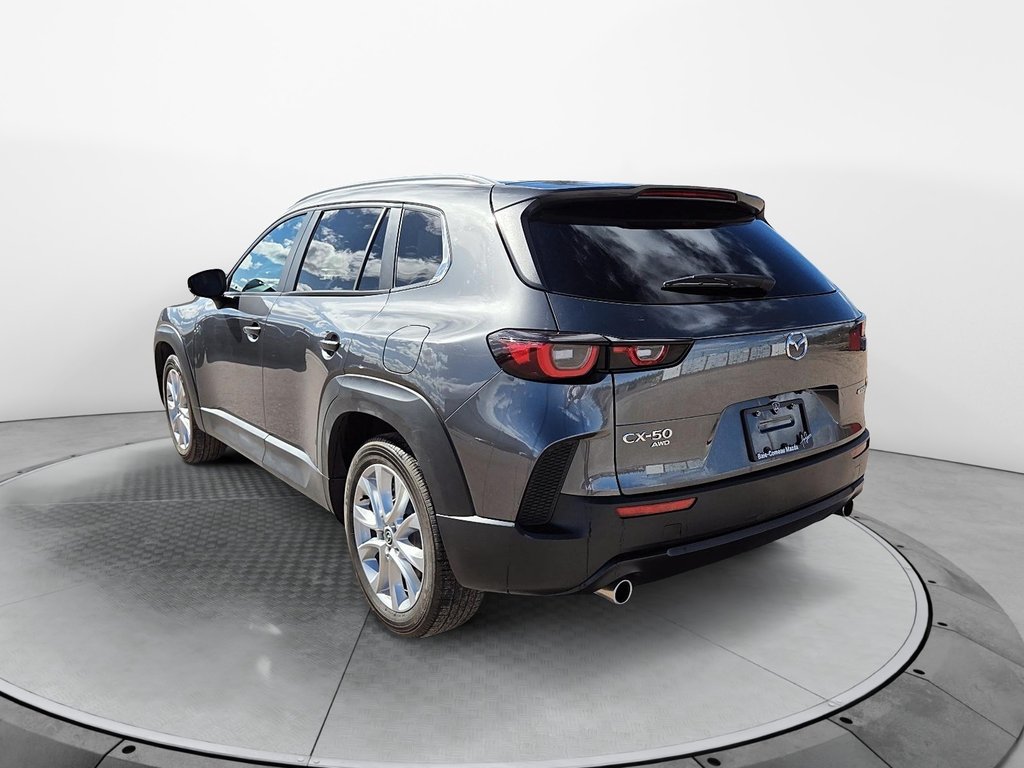 2025 Mazda CX-50 in Sept-Îles, Quebec - 5 - w1024h768px