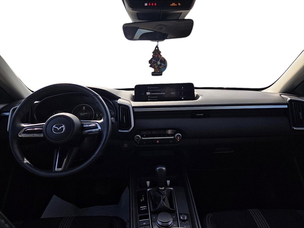 2025 Mazda CX-50 in Sept-Îles, Quebec - 11 - w1024h768px