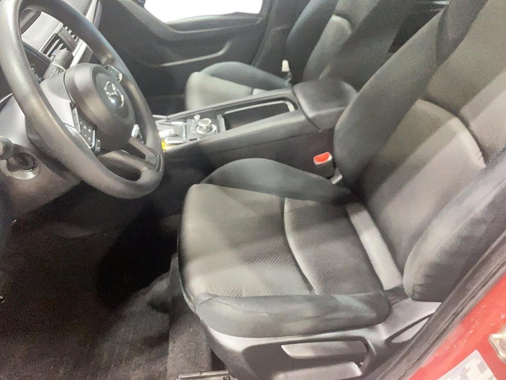 2017 Mazda 3 GX in Chicoutimi, Quebec - 10 - w1024h768px