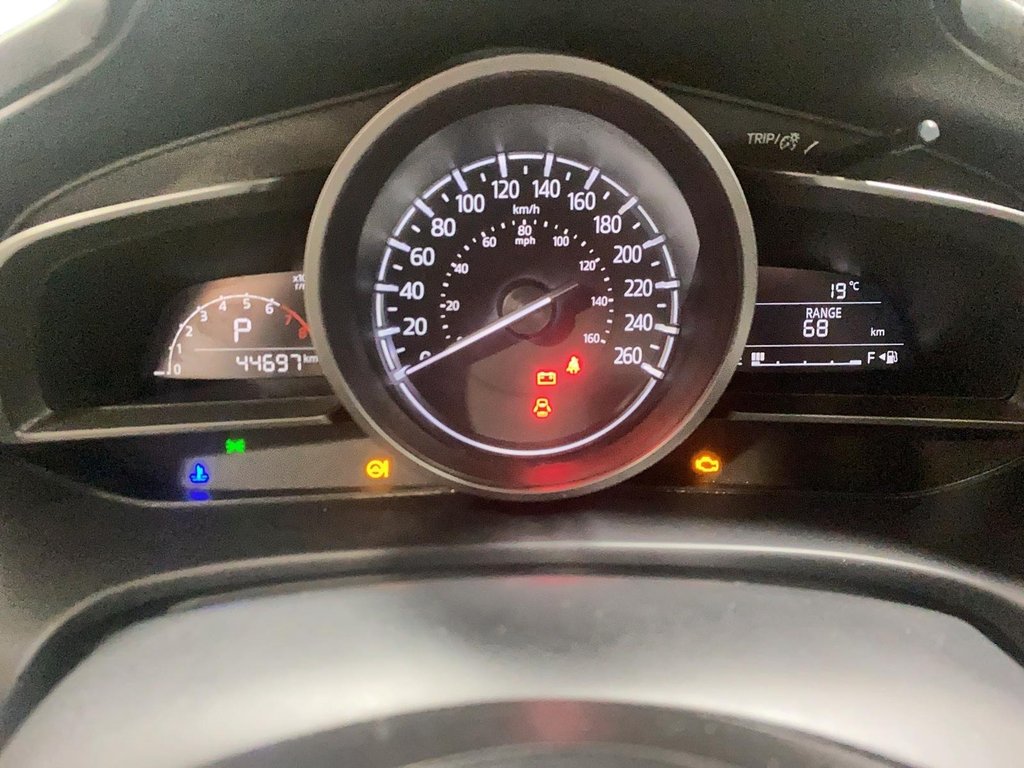 2017 Mazda 3 GX in Chicoutimi, Quebec - 12 - w1024h768px
