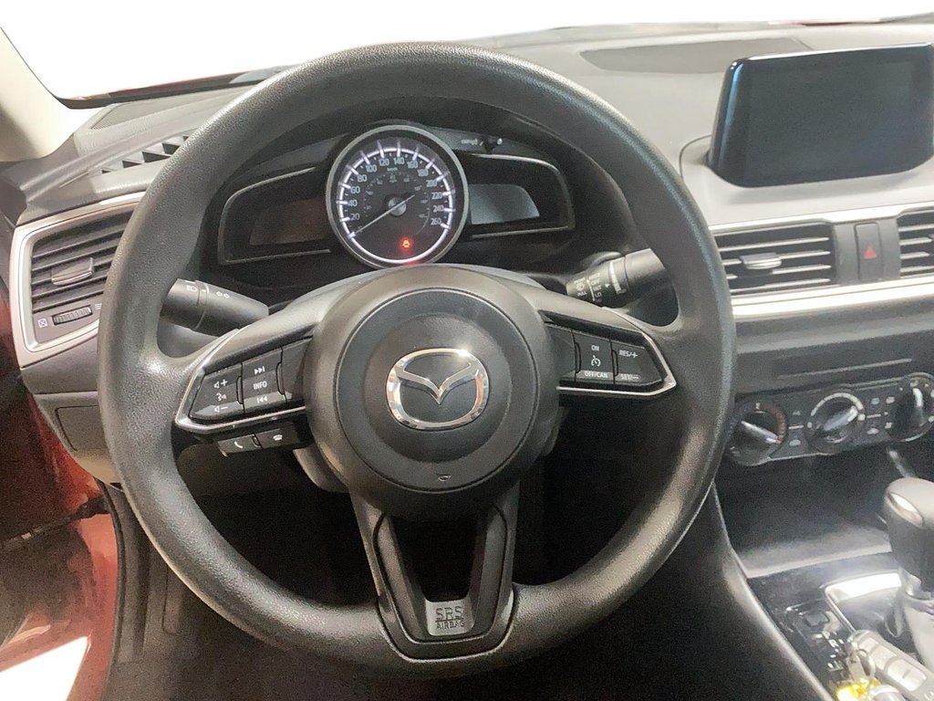 2017 Mazda 3 GX in Chicoutimi, Quebec - 11 - w1024h768px