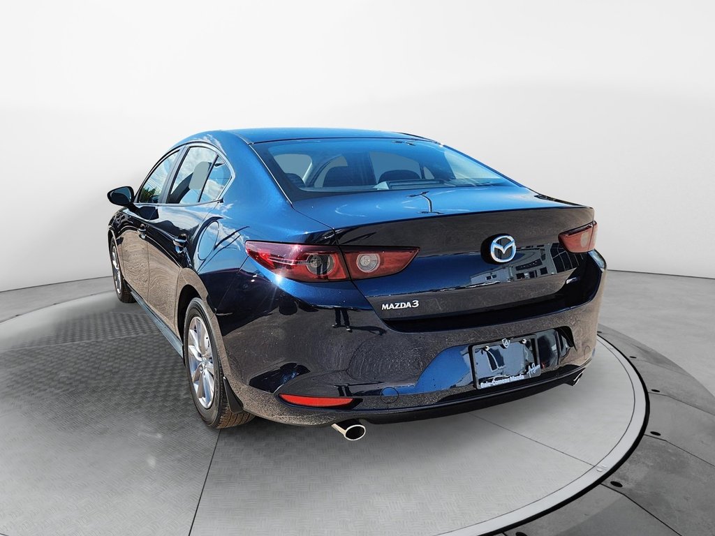 2021 Mazda 3 GX in Chicoutimi, Quebec - 6 - w1024h768px