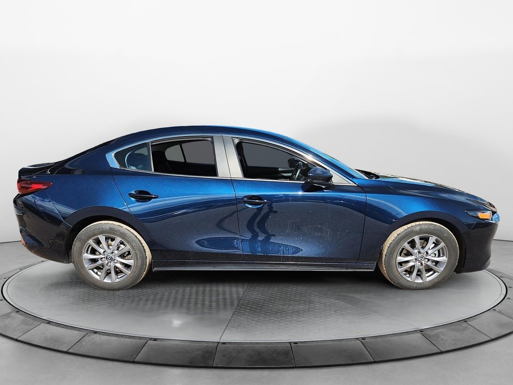Mazda 3  2022 à Baie-Comeau, Québec - 7 - w1024h768px