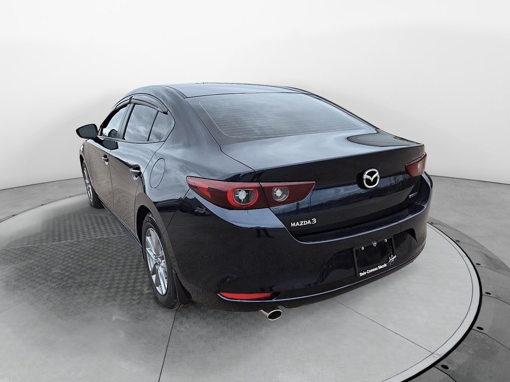 2024 Mazda 3 in Sept-Îles, Quebec - 4 - w1024h768px