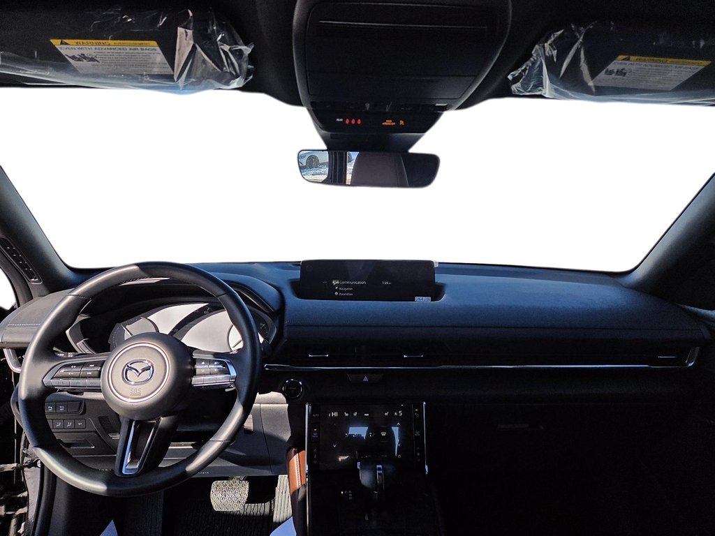2023 Mazda MX-30 EV in Jonquière, Quebec - 10 - w1024h768px