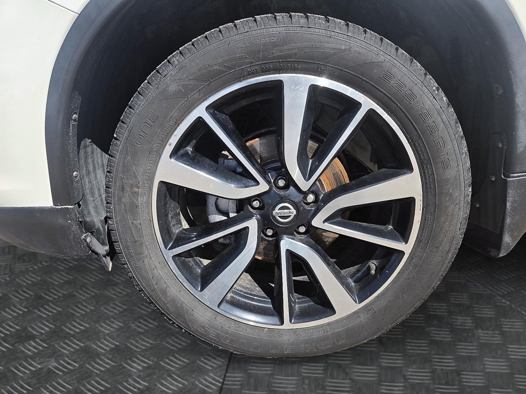2018 Nissan Rogue in Baie-Comeau, Quebec - 9 - w1024h768px